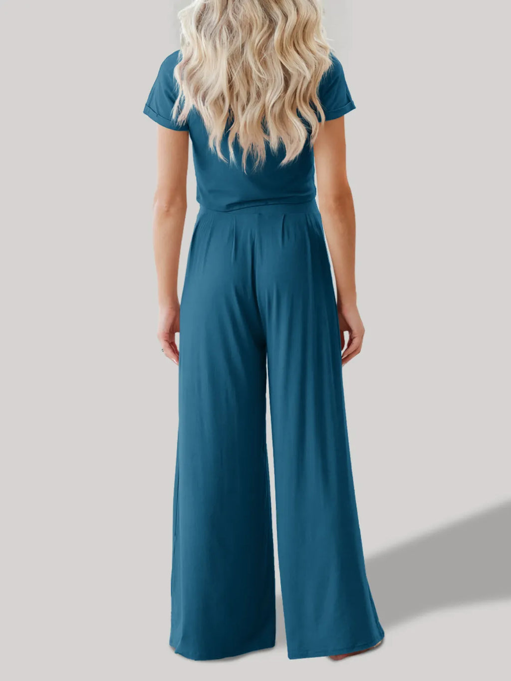 Round Neck Short Sleeve Top and Pants Set.