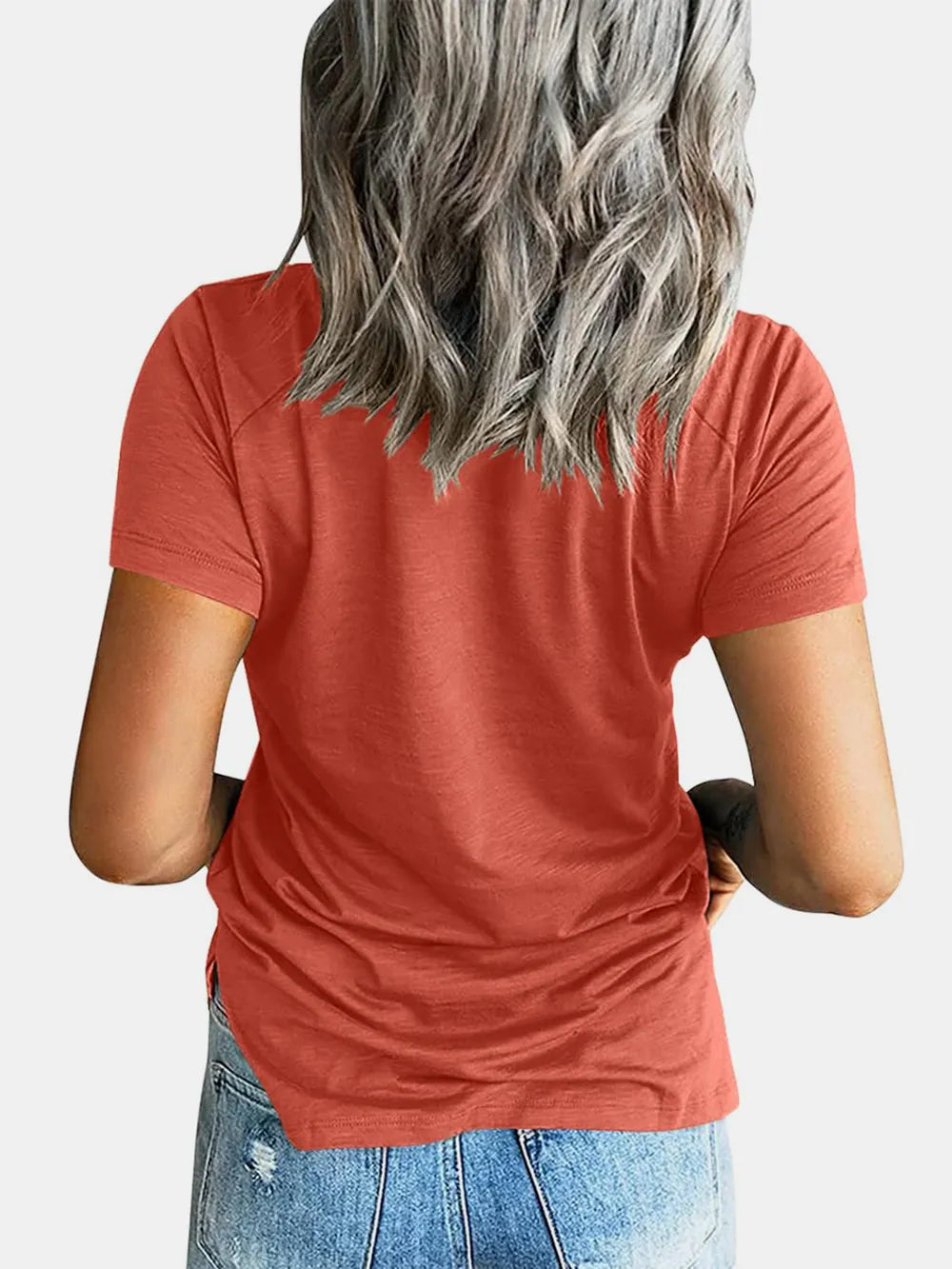 Pocketed V-Neck Short Sleeve T-Shirt.