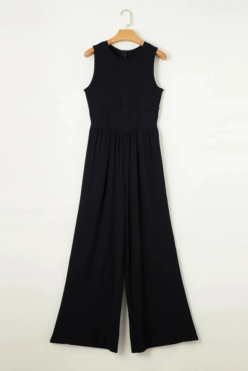 Round Neck Sleeveless Jumpsuit.