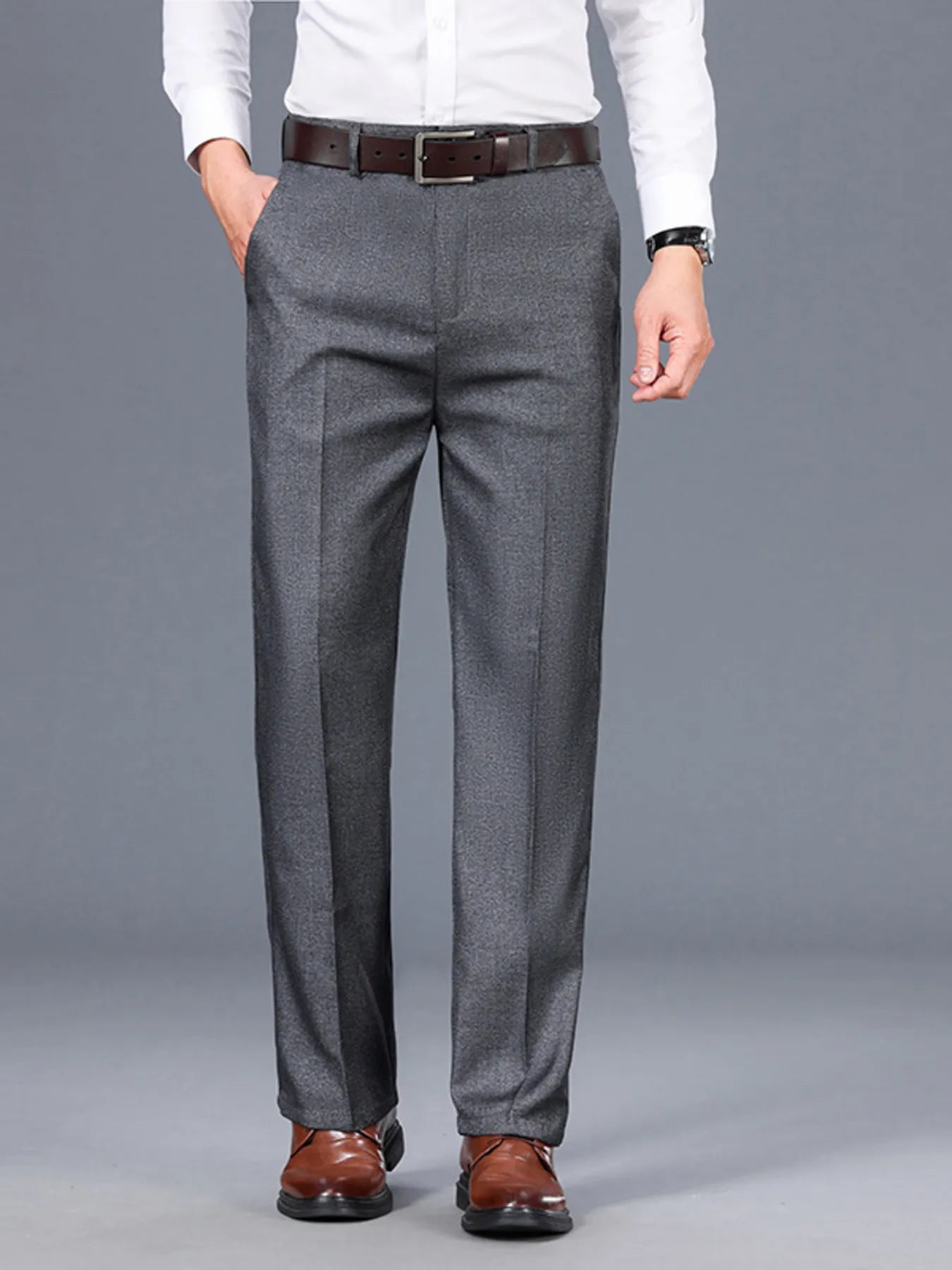 Men's Loose Fit Pants.