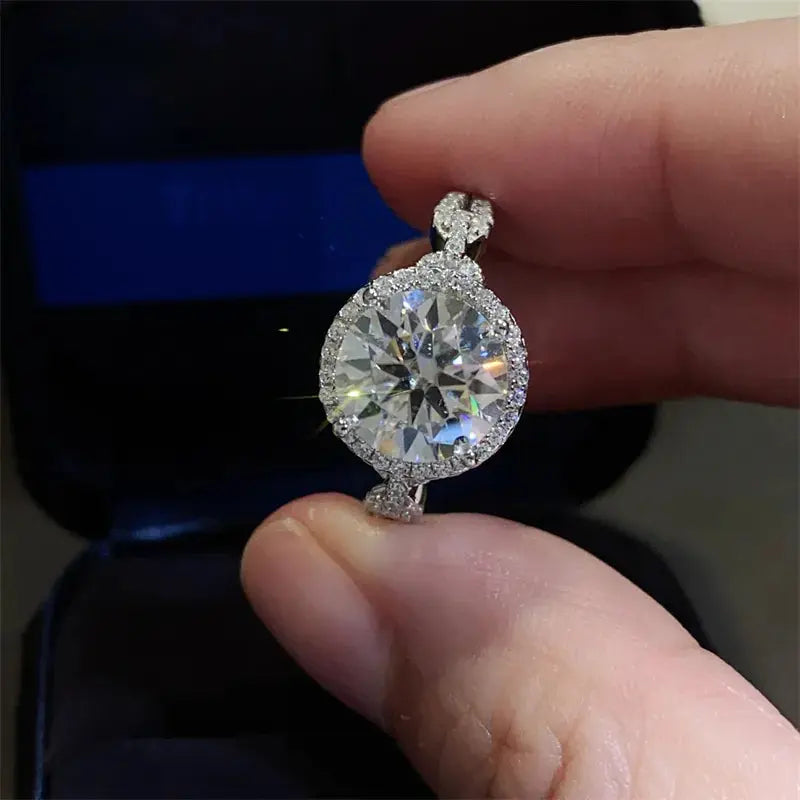 3 Carat 925 Sterling Silver Moissanite Ring.