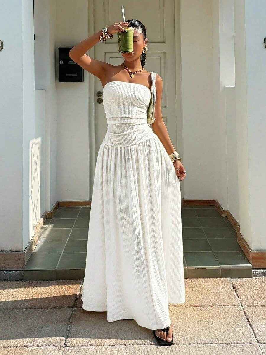 Women's Elegant Figure-hugging Strapless Dress