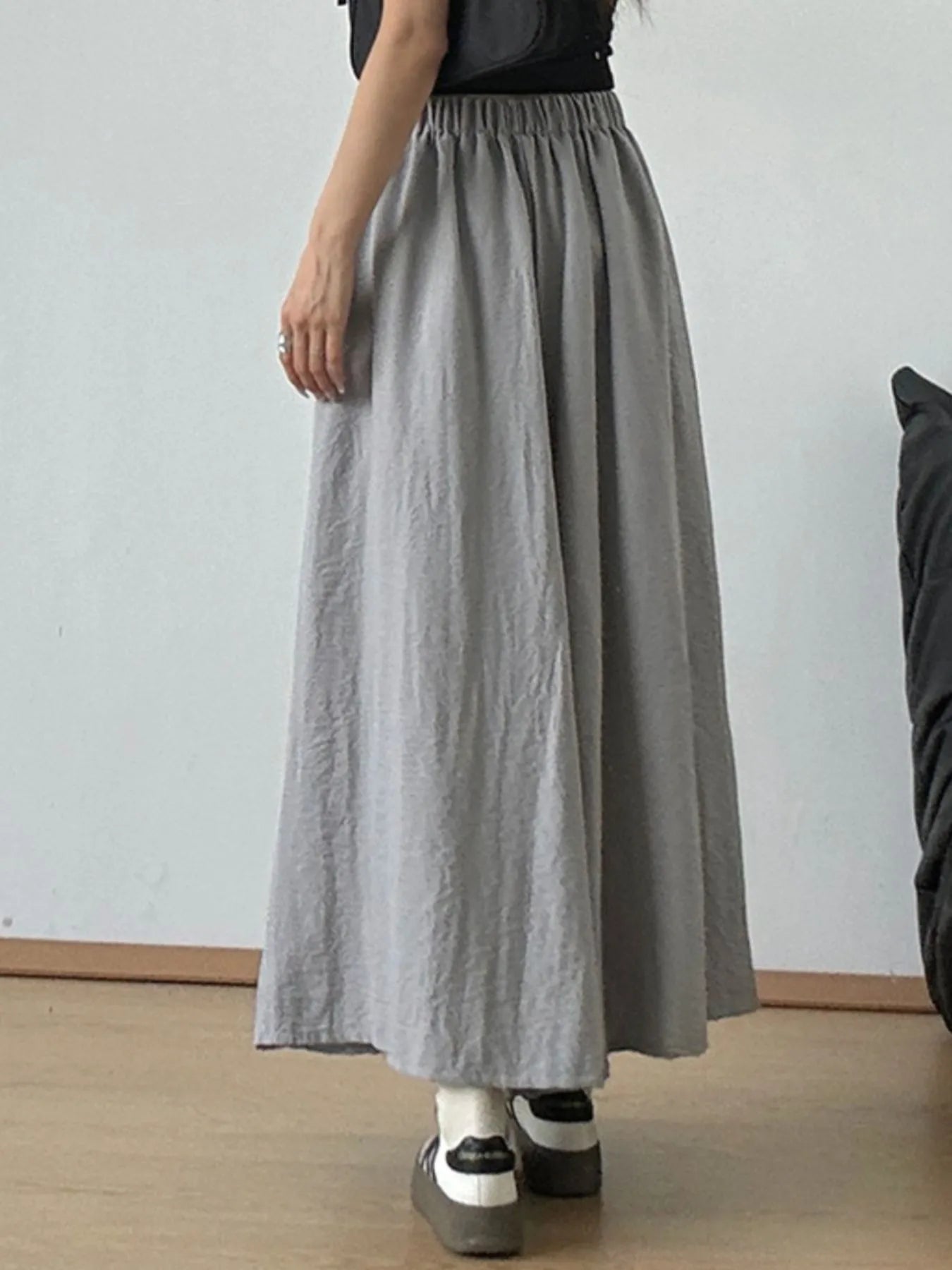 Wide-Leg Elastic Waist Pants.