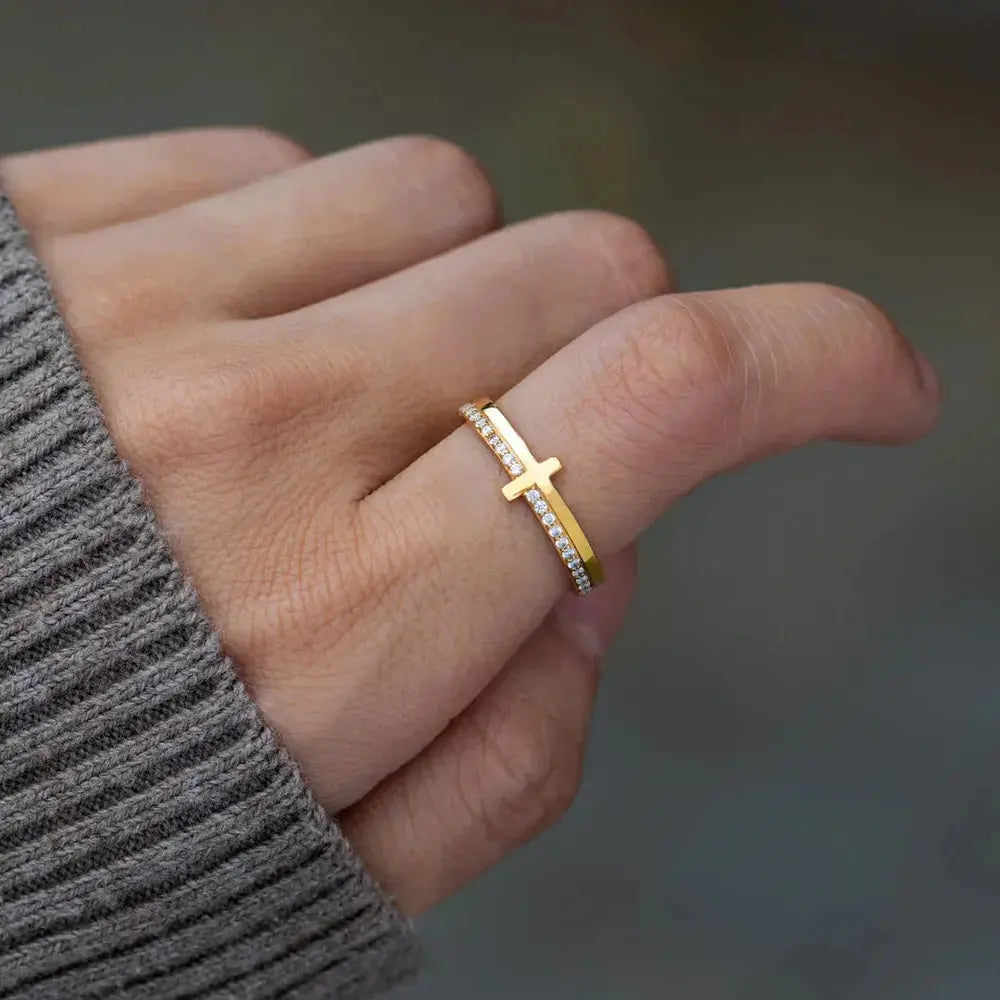 925 Sterling Silver Cross Ring.