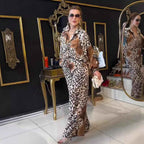 Two piece set of printed top and pants for socialites