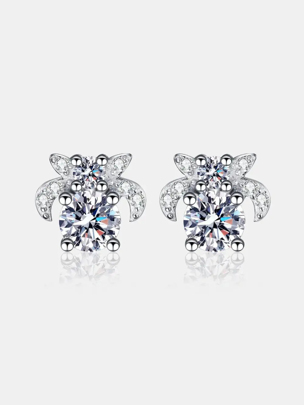 1 Carat Moissanite 925 Sterling Silver Stud Earrings.