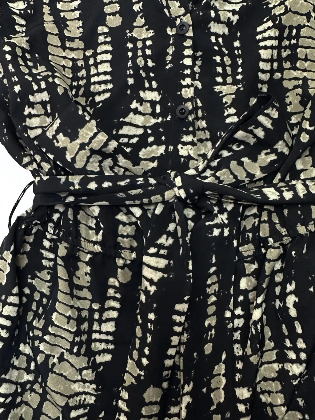 Tie Dye Print Collar Neck Short Sleeve Romper.