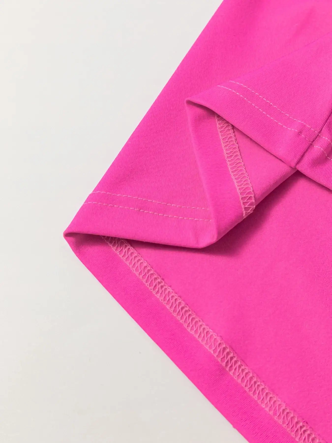 Contrast Trim Short Sleeve T-shirt Dress.