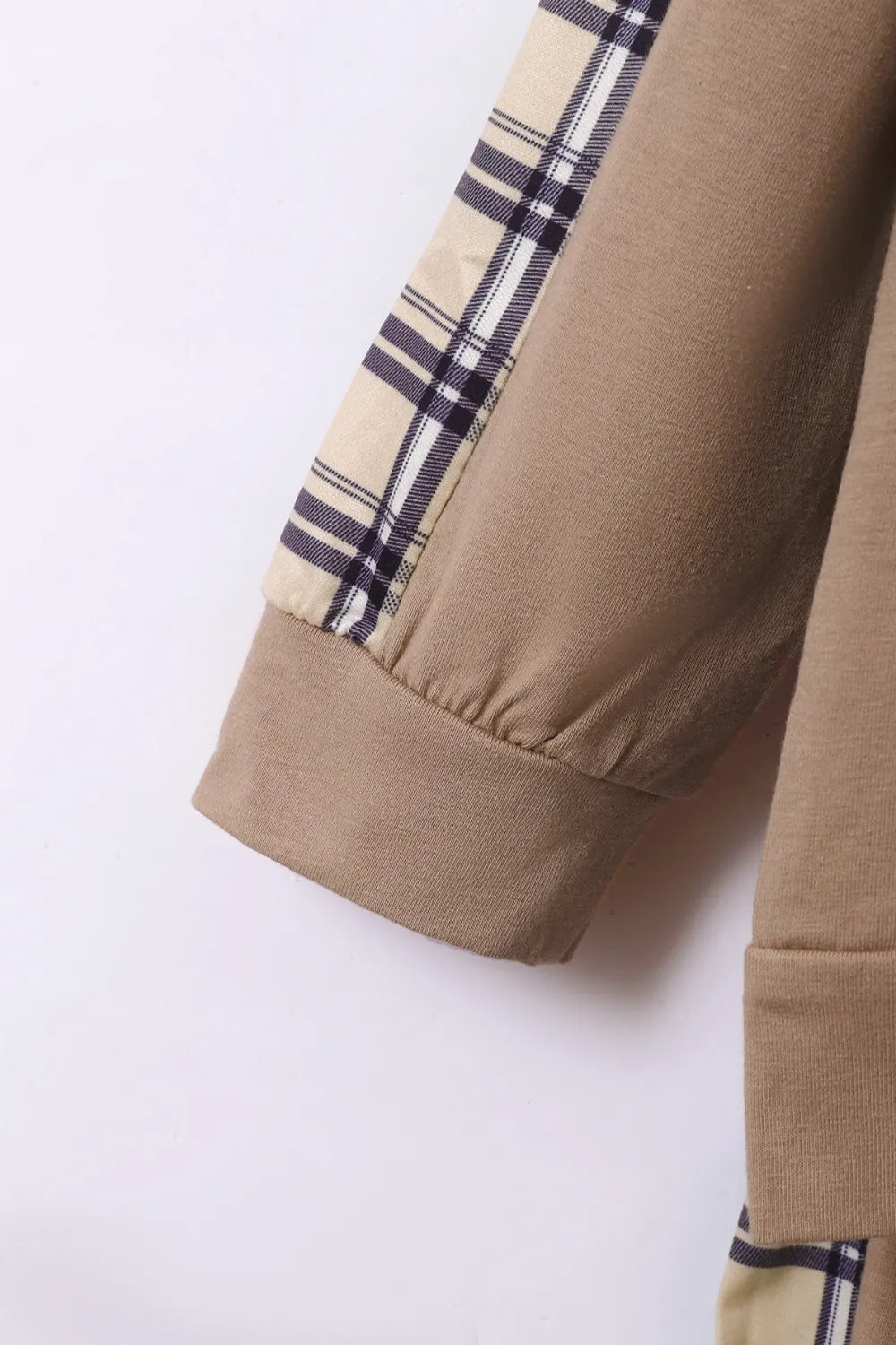 Children's Plaid Hoodie and pants Set.