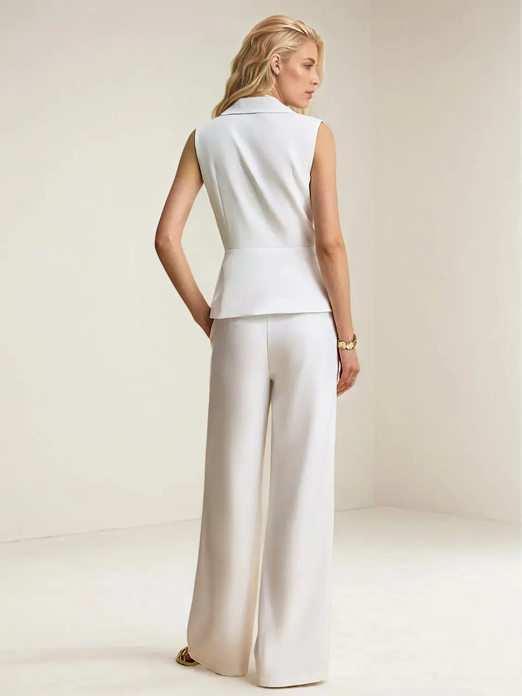 WOMEN Vest and Pants Suit Set.