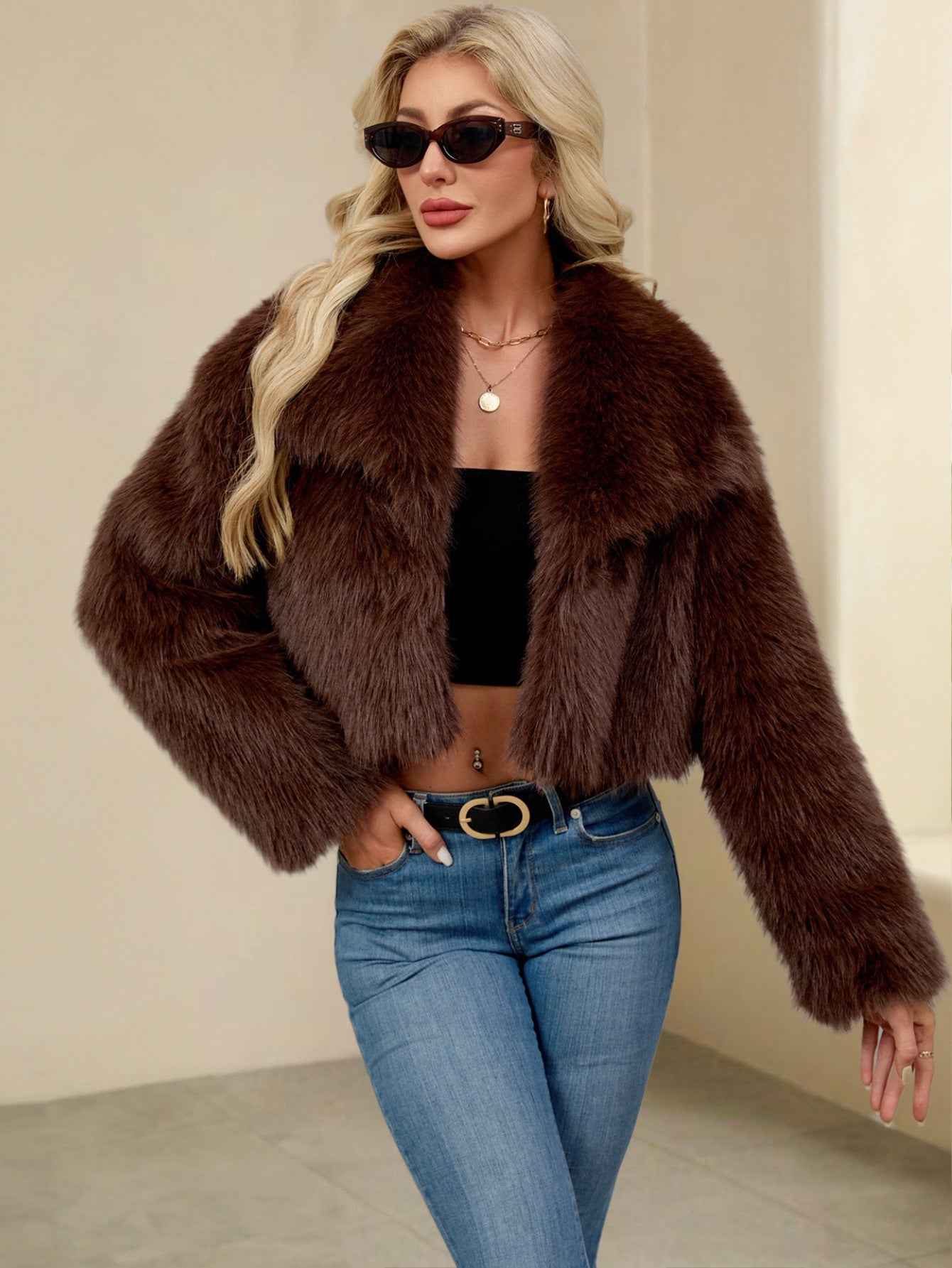 Faux Fur Flared Collar Women's Short Faux Fur Coat