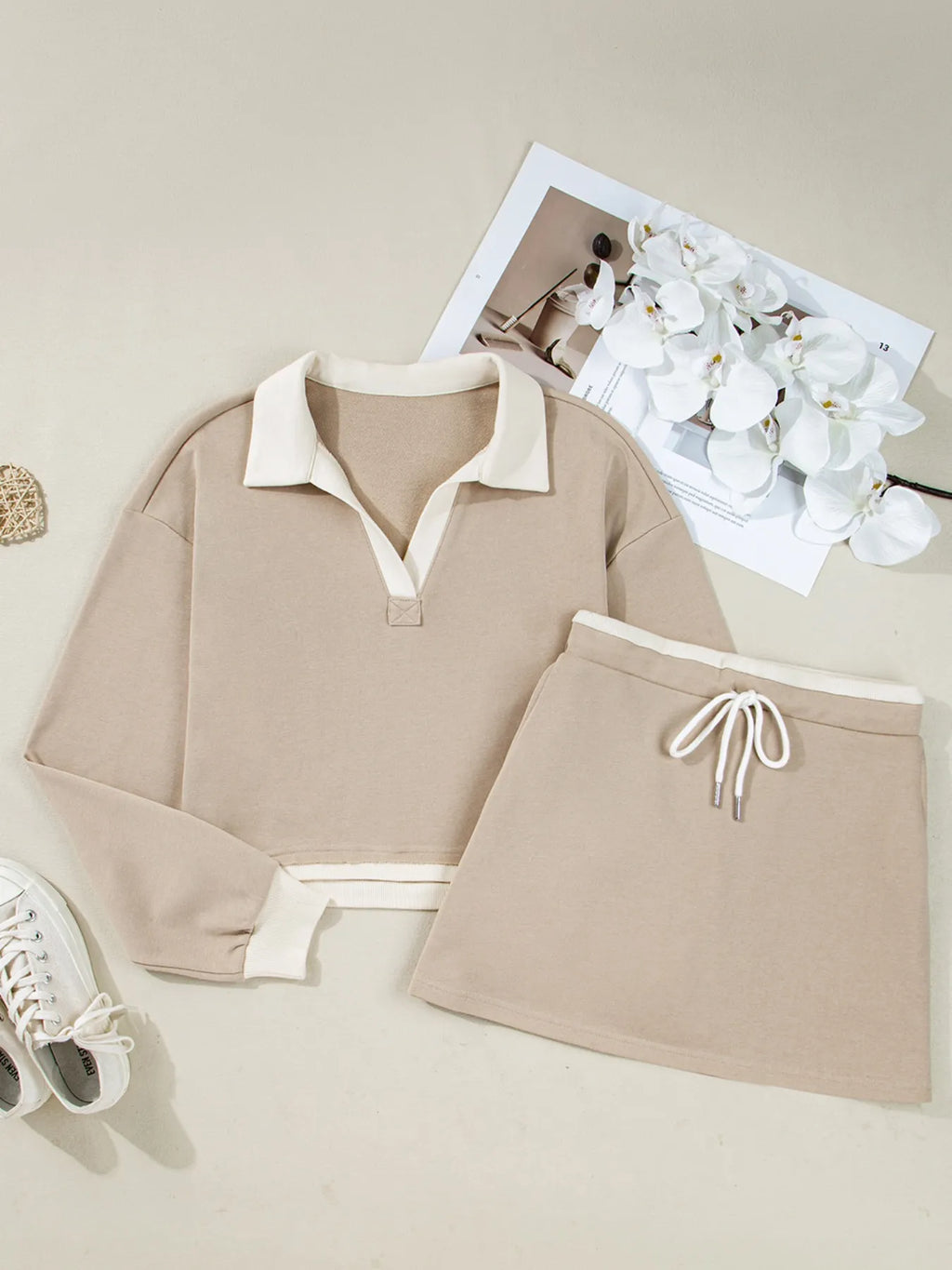 Contrast Collared Neck Top and Drawstring Mini Skirt Set.