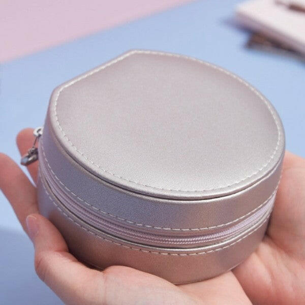 Round Jewelry Case.