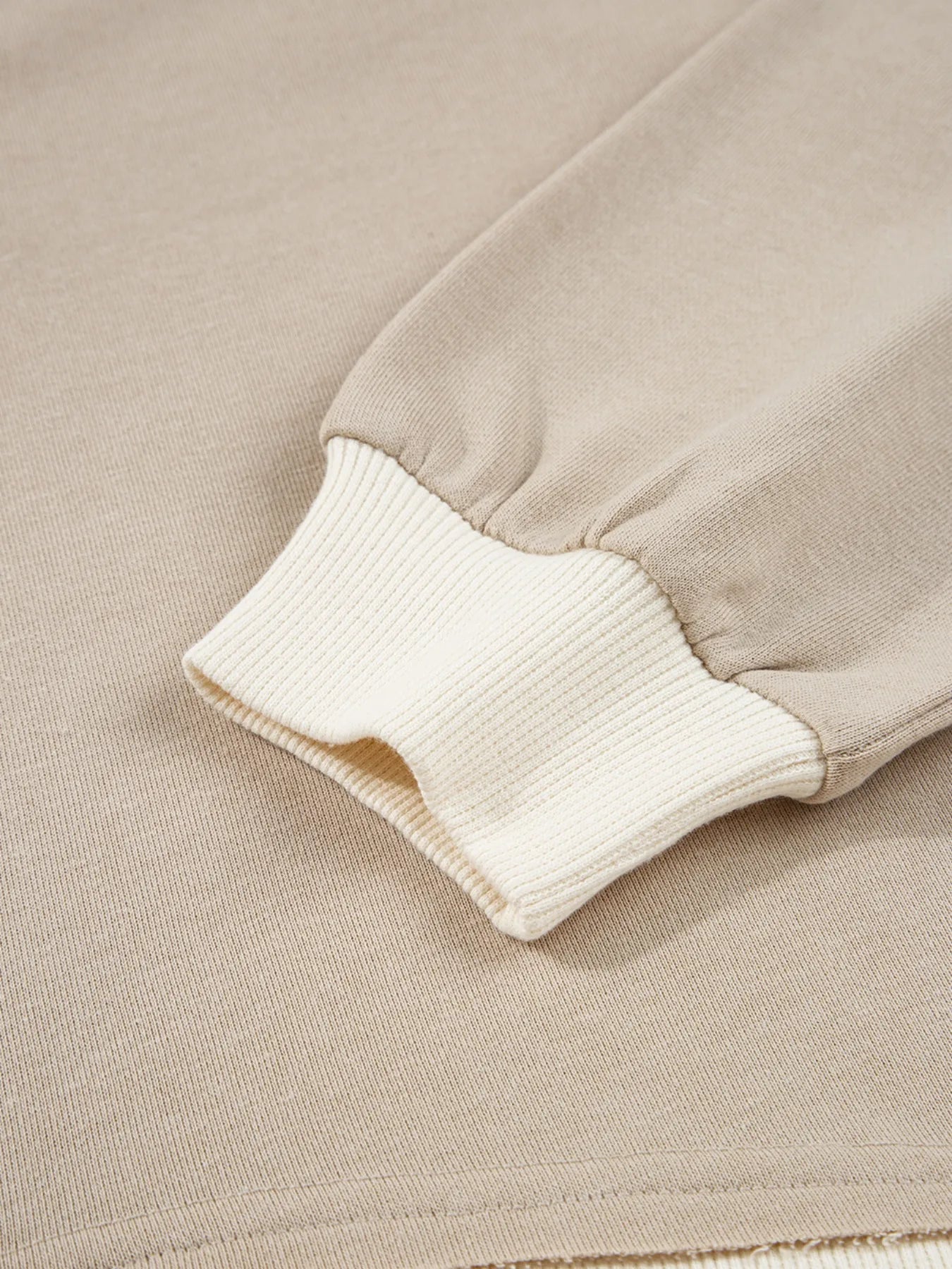 Contrast Collared Neck Top and Drawstring Mini Skirt Set.