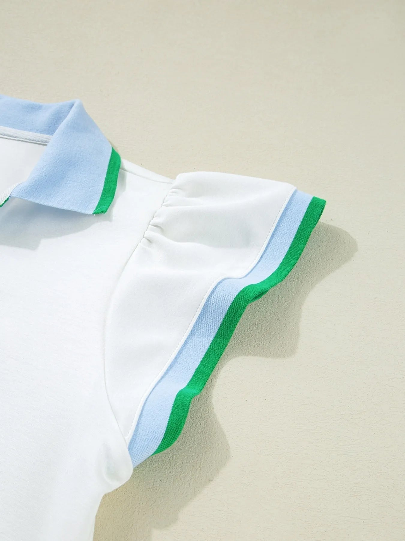 Contrast Trim Top and Mini Skirt Set.