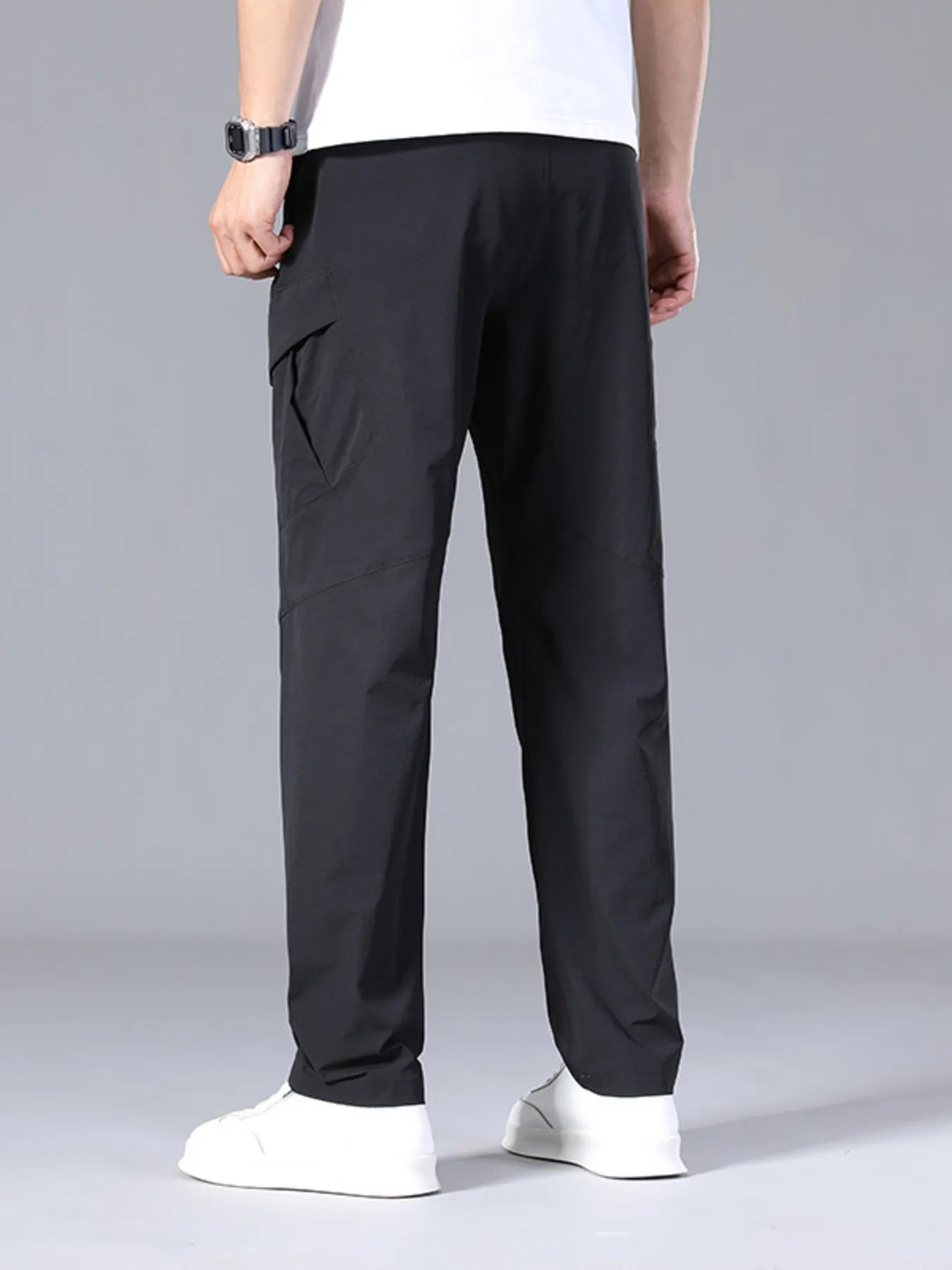 Men's Plus Size Pocketed Loose Fit Pants.