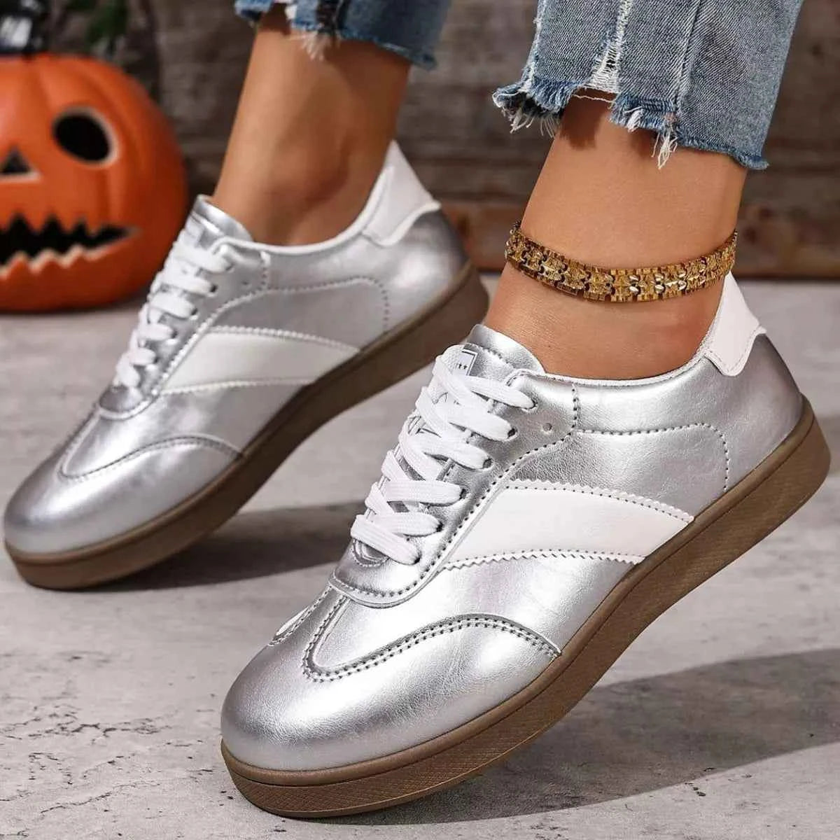 Round Toe Lace Up Sneakers