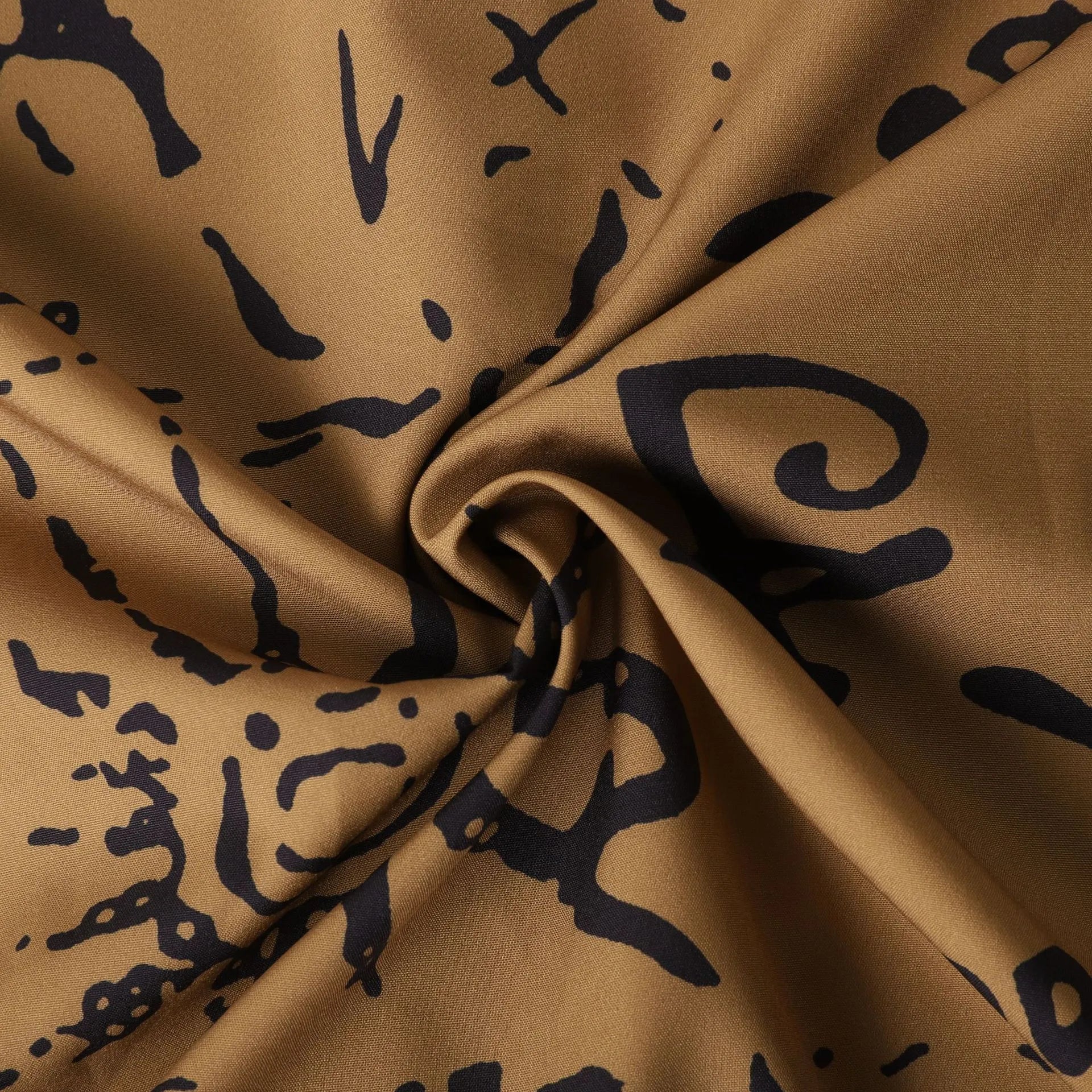 Men's Plus Size Vintage Sun Print Short Sleeve Button-Up Shirt.