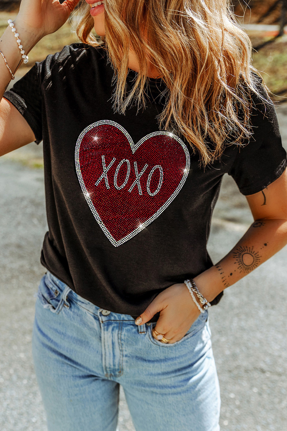 Black Rhinestone XOXO Heart Graphic Crewneck Tee Dear-Lover Dropshipping