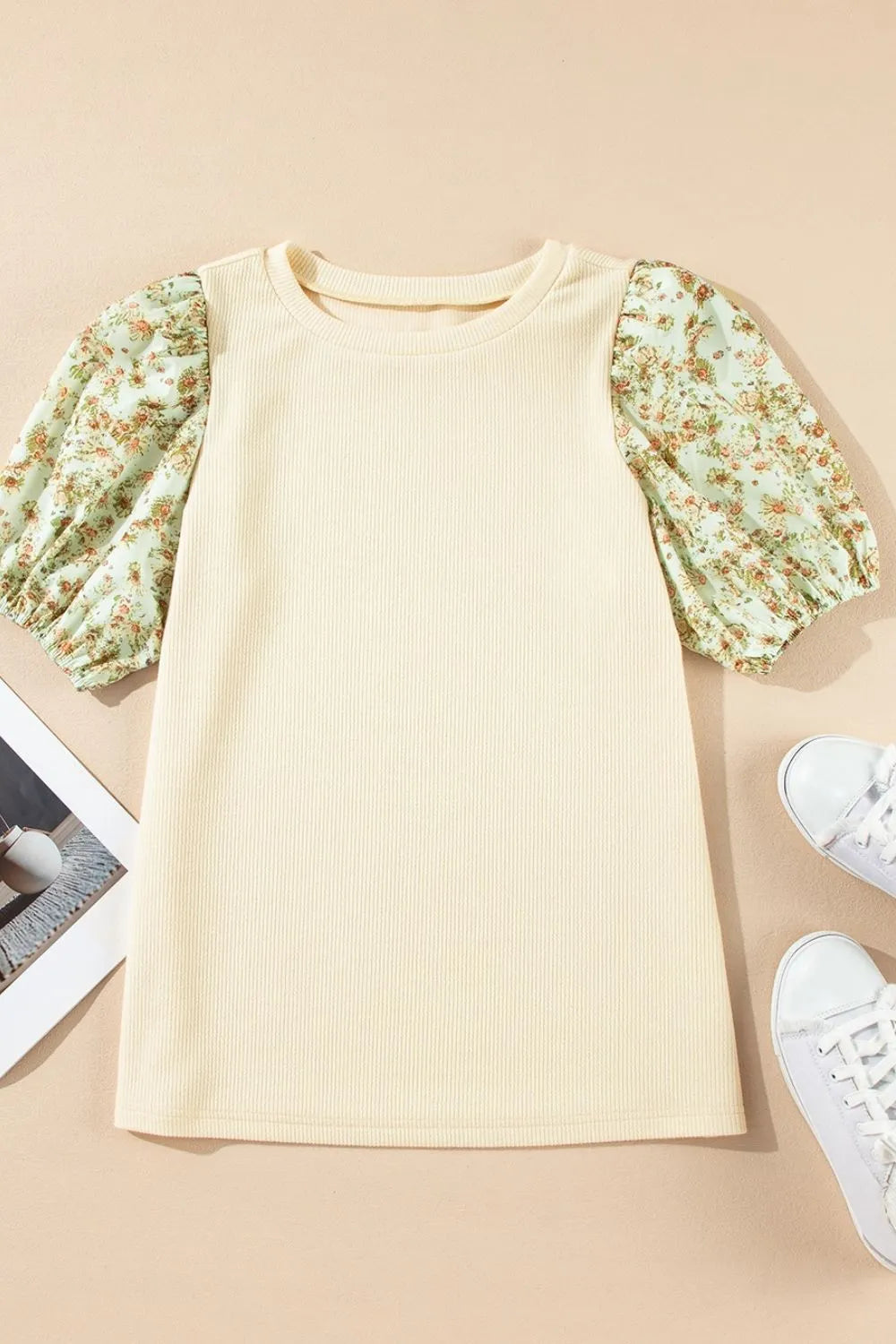 Floral Puff Sleeve Ribbed Blouse.