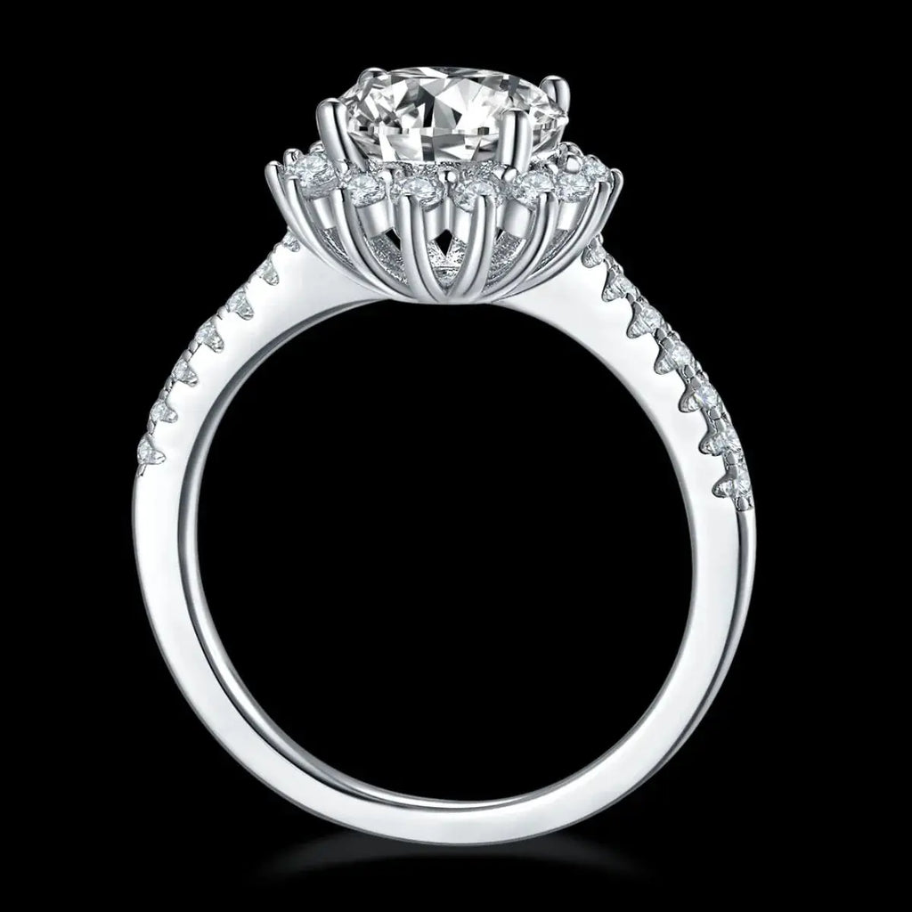 2 Carat Moissanite 925 Sterling Silver Ring.