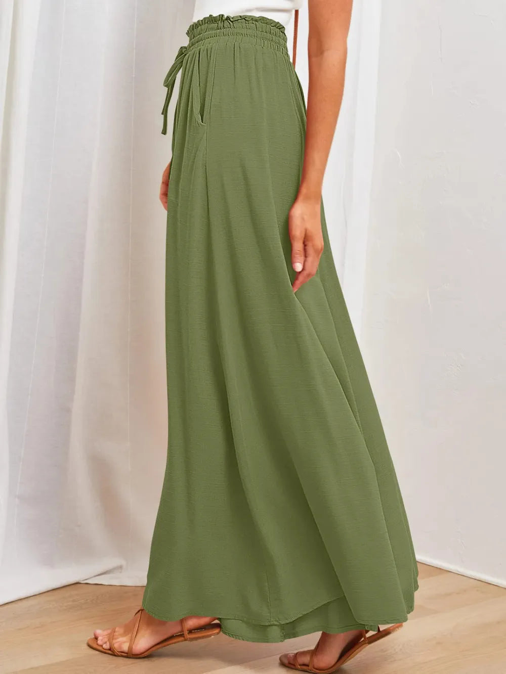 Wide Leg Pants with Pockets.