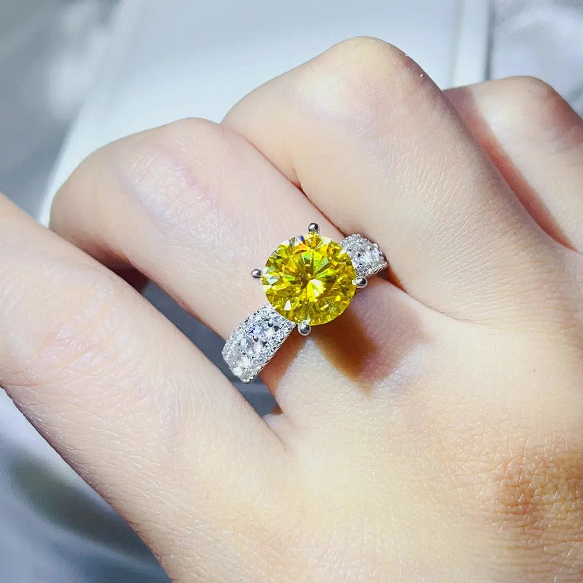 3 Carat Moissanite 925 Sterling Silver Ring.