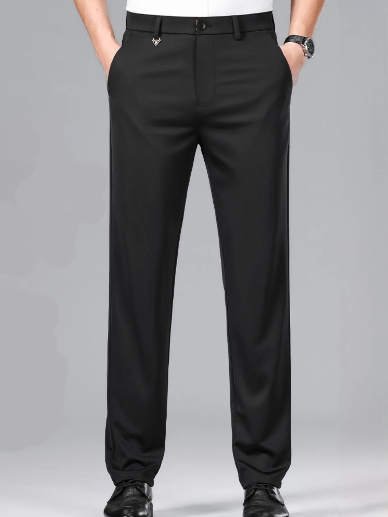 Men's Loose Fit Pants.