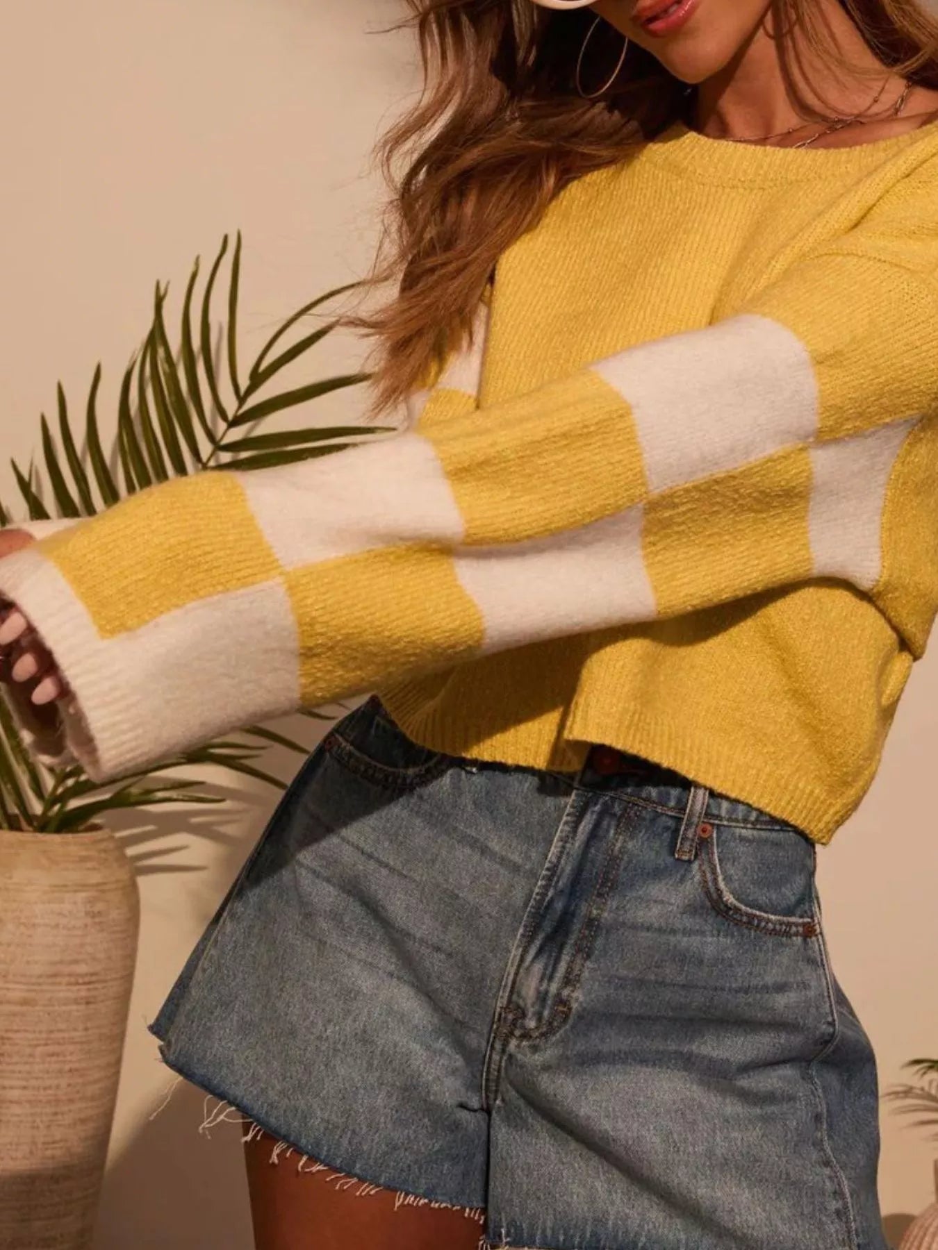 Color Block Long Sleeve Sweater.