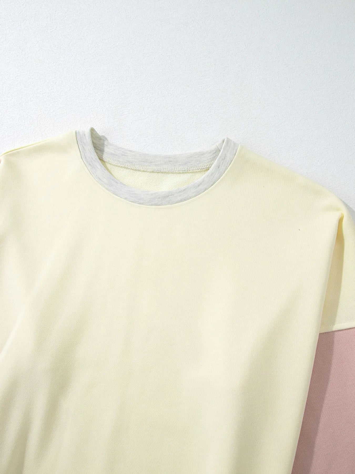 Color Block Round Neck Top and Pants Set.