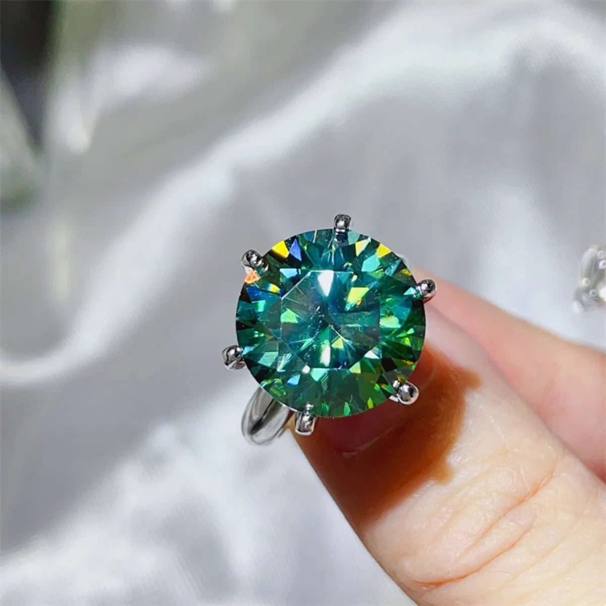 10 Carat Moissanite 925 Sterling Silver Ring.