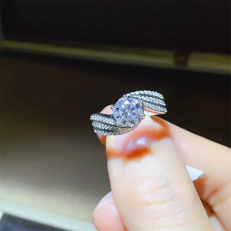 1 Carat Moissanite 925 Sterling Silver Ring.