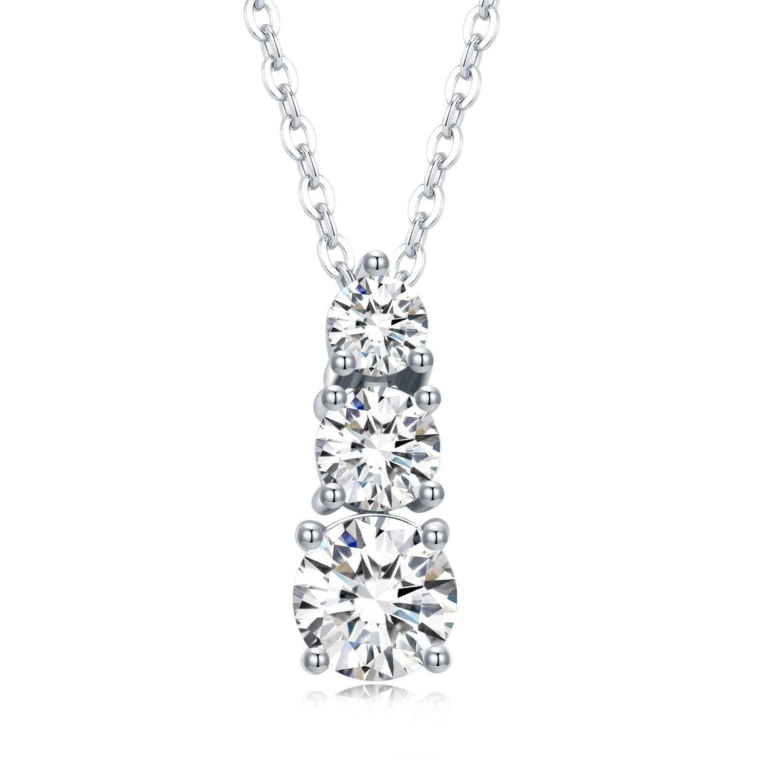 A Luxurious And Fashionable Minimalist Jewelry Pendant Necklace Set With Top-quality Moissanite, Made Of S925 Silver Electroplated With Platinum.