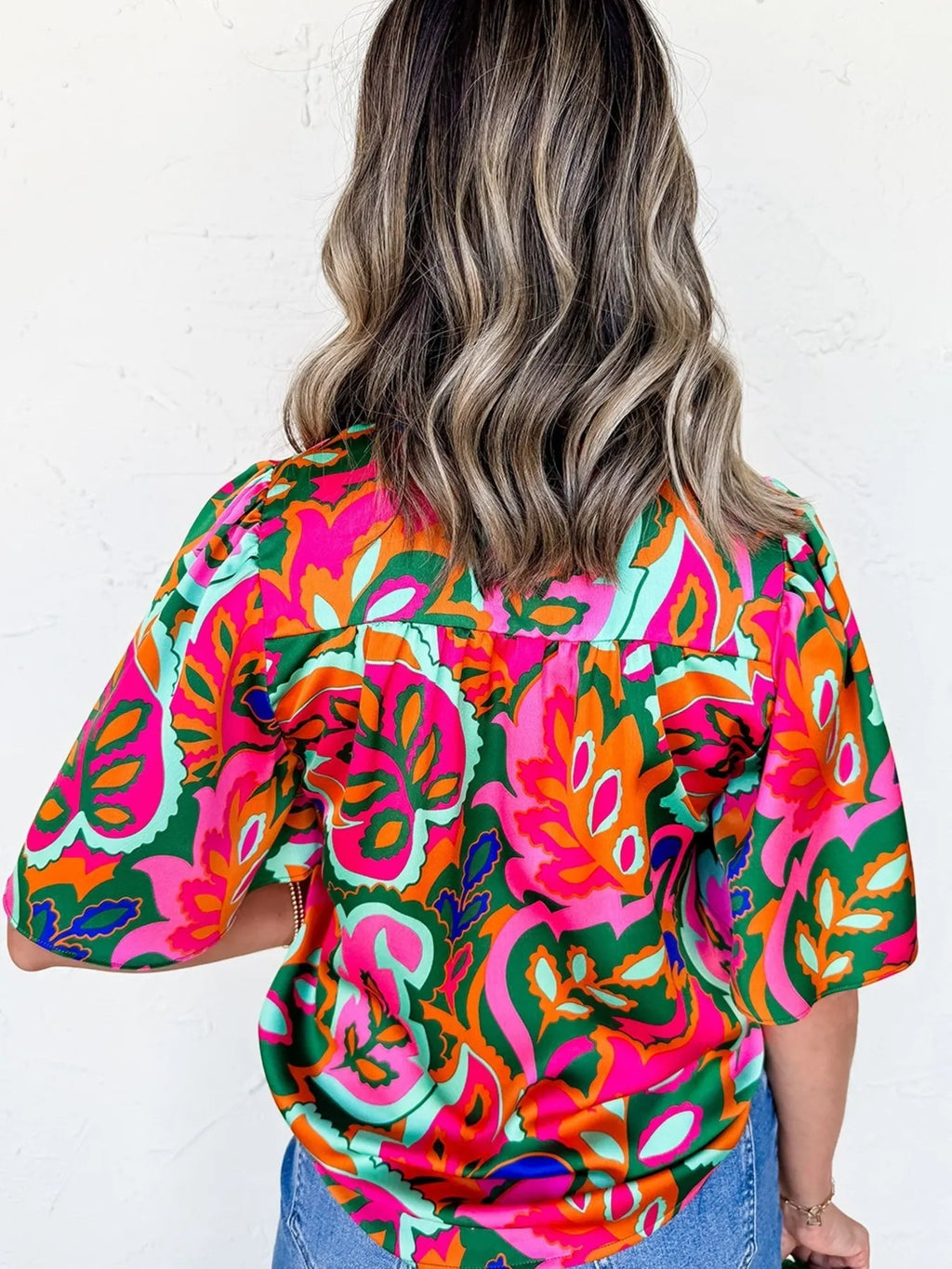 Tropical Print Short Sleeve Tie Neck Blouse.