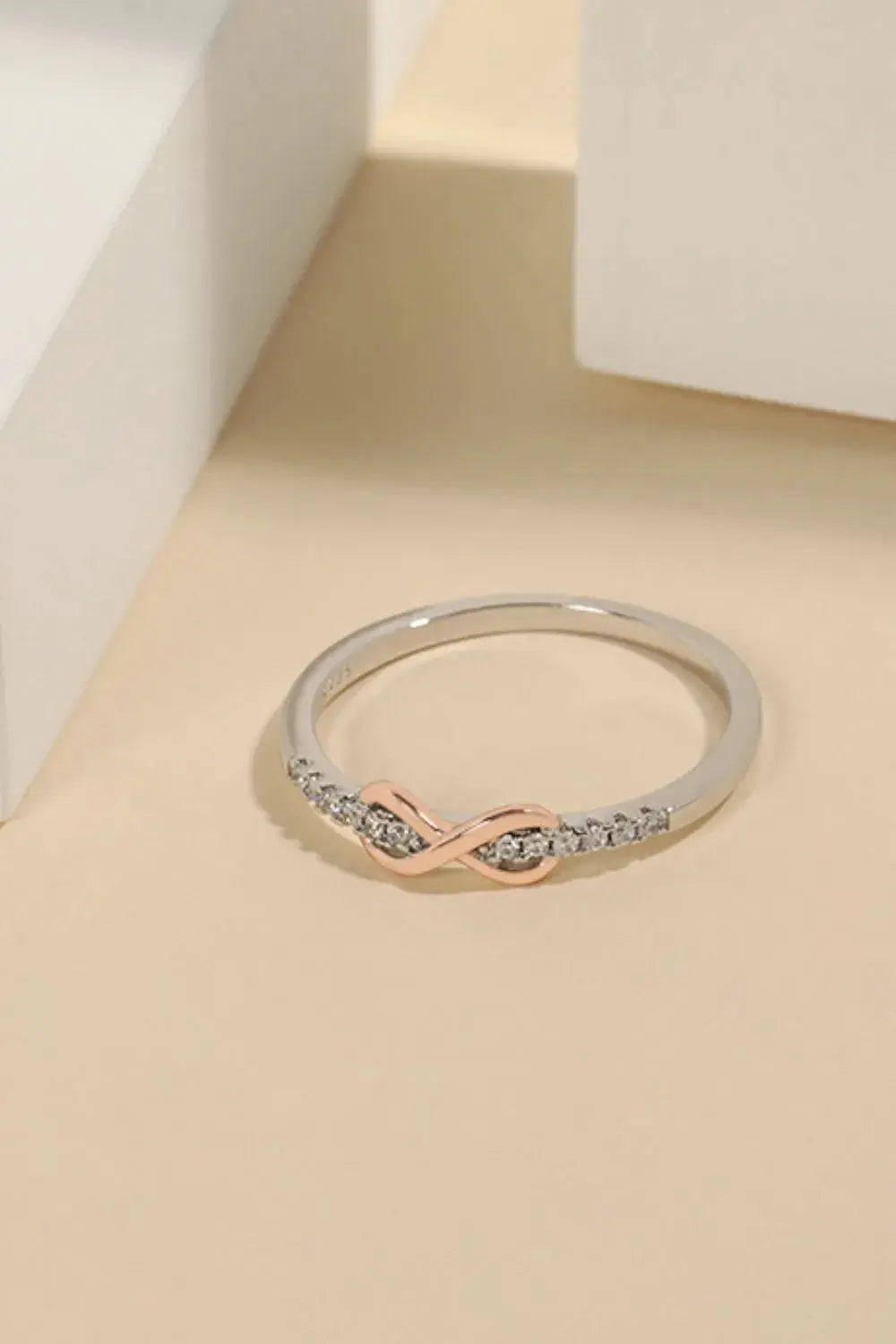 925 Sterling Silver Inlaid Zircon Infinity Symbol Ring.