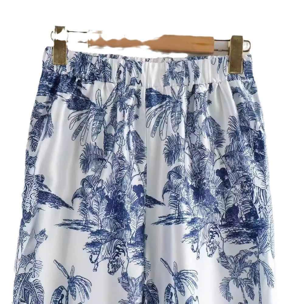 Blue and white printed tree shirt+printed two-piece casual pants set for women