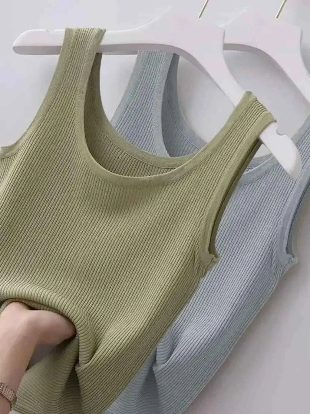 Plus Size Ribbed Knit Scoop Neck Tank Top.