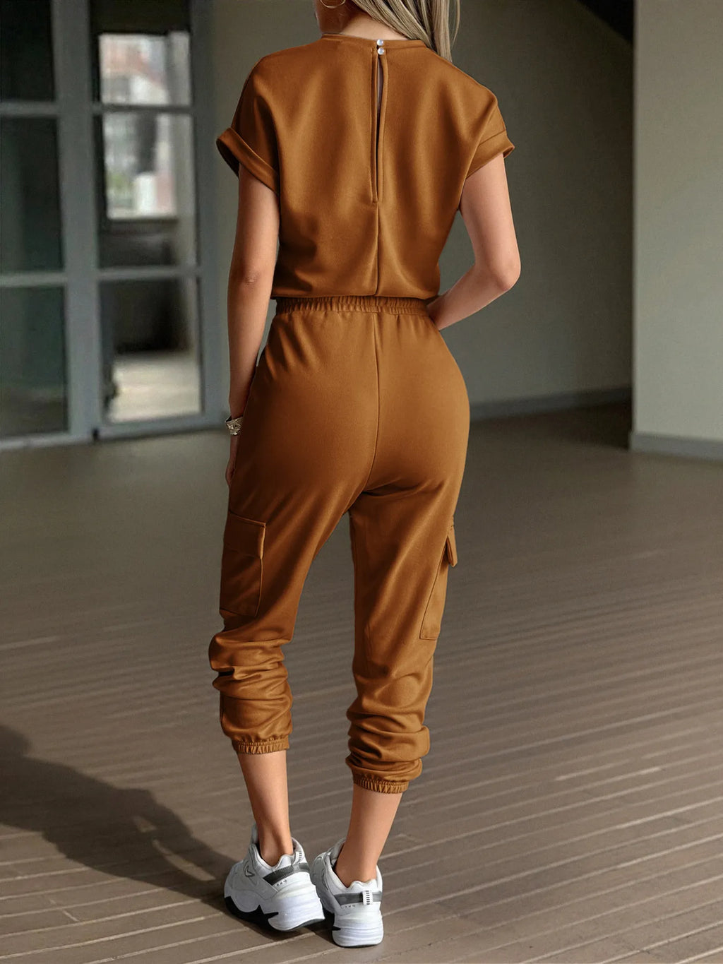 Round Neck Short Sleeve Top and Pants Set.