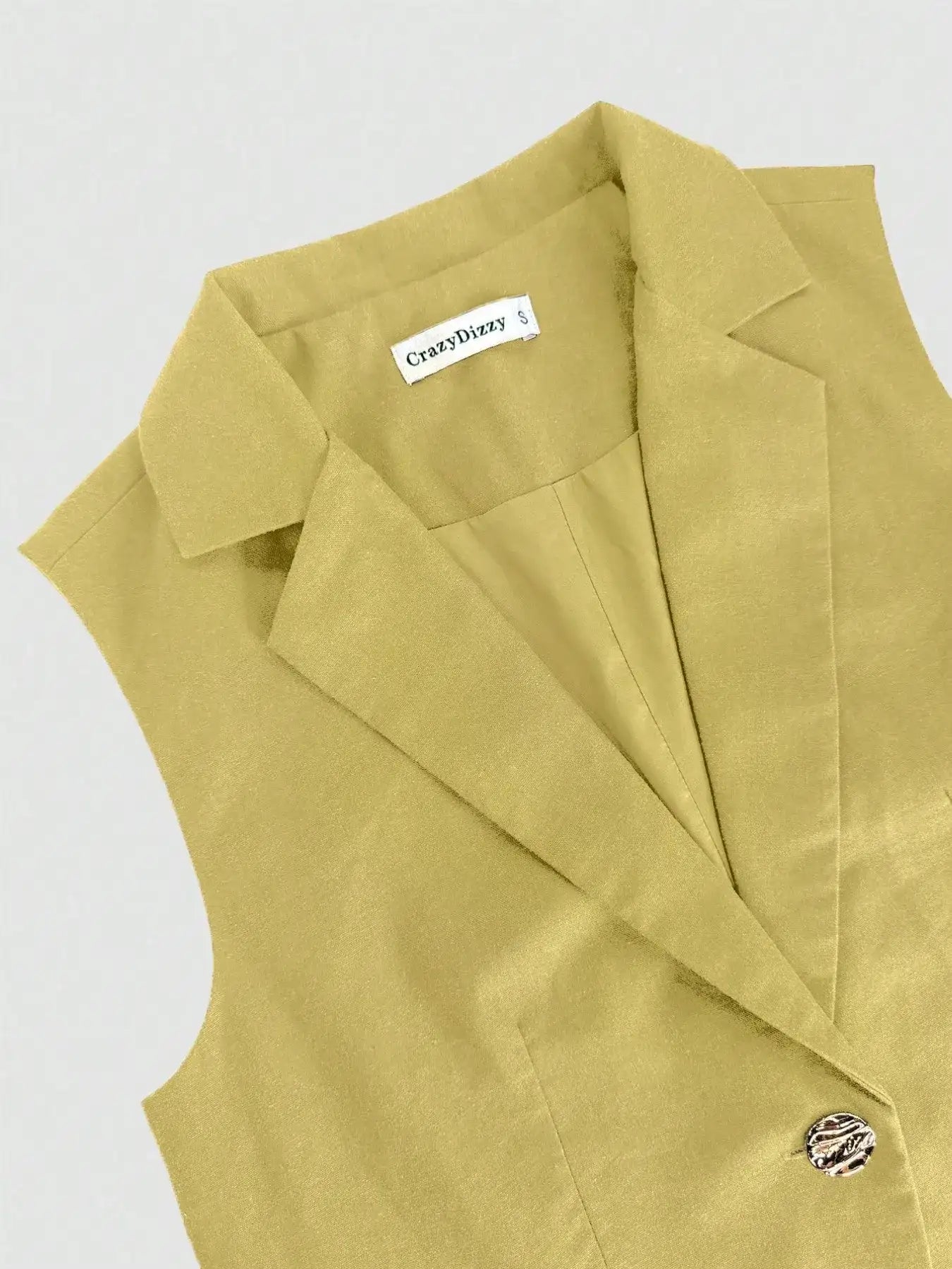 One Button Sleeveless Top and Pants Set.