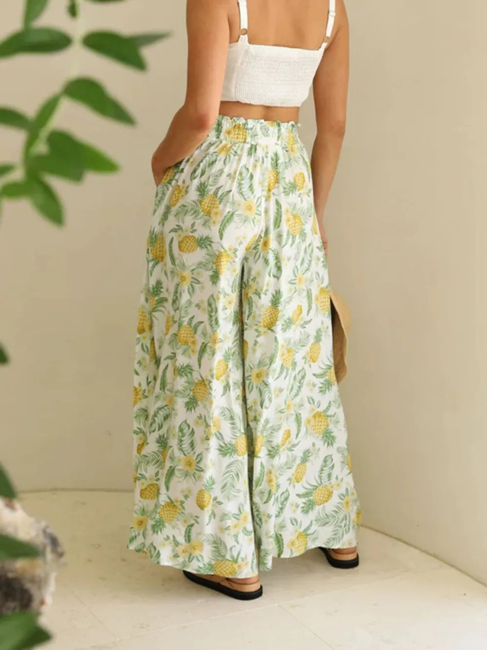 Drawstring Paperbag Waist Printed Wide Leg Pants.