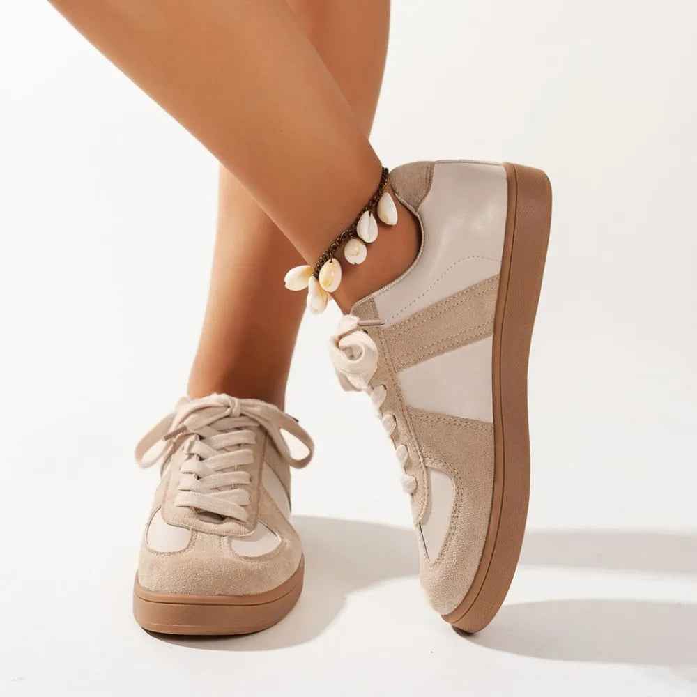 Lace Up Round Toe Flat Sneakers