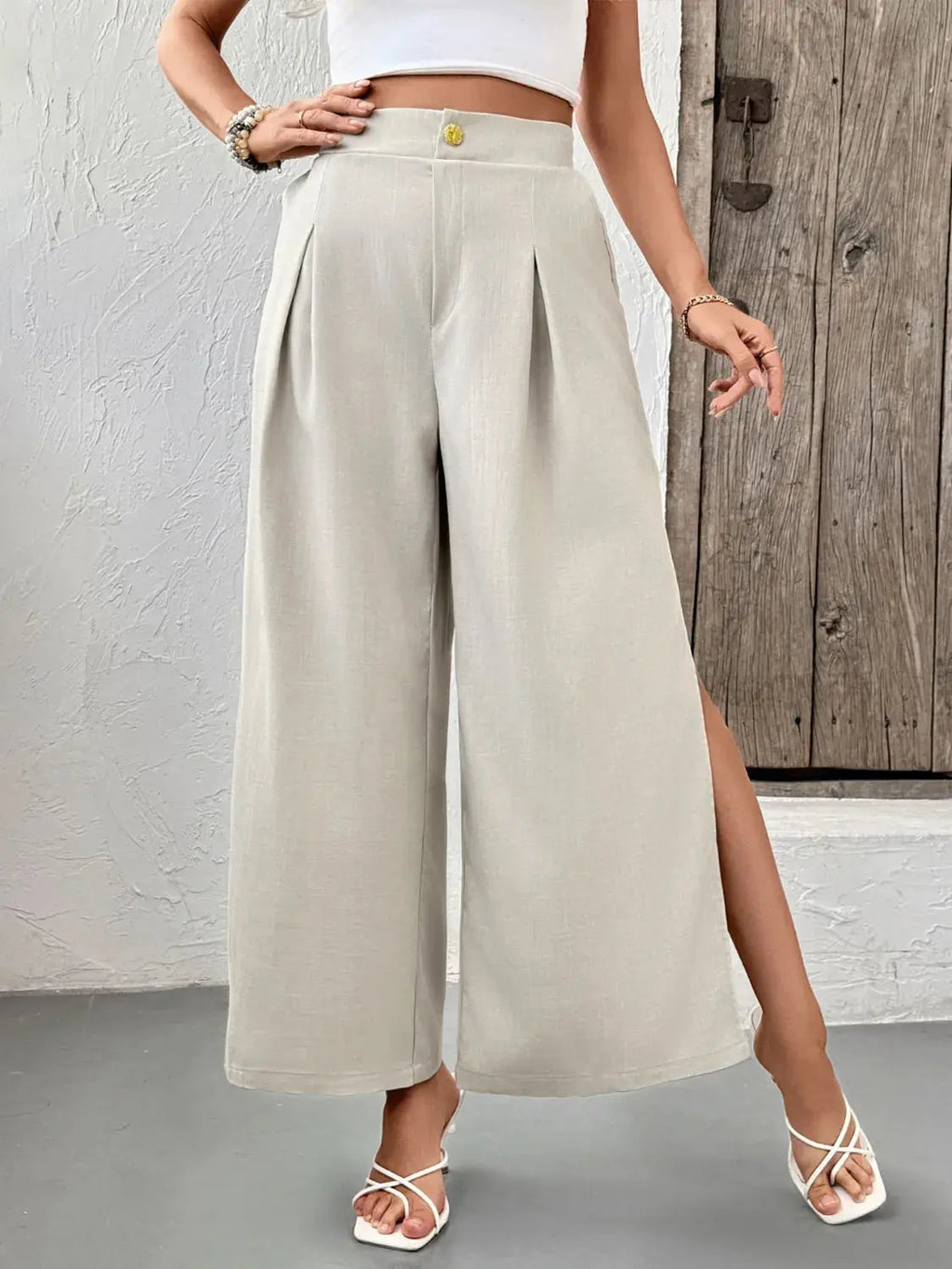 Slit Wide Leg Pleated Pants.