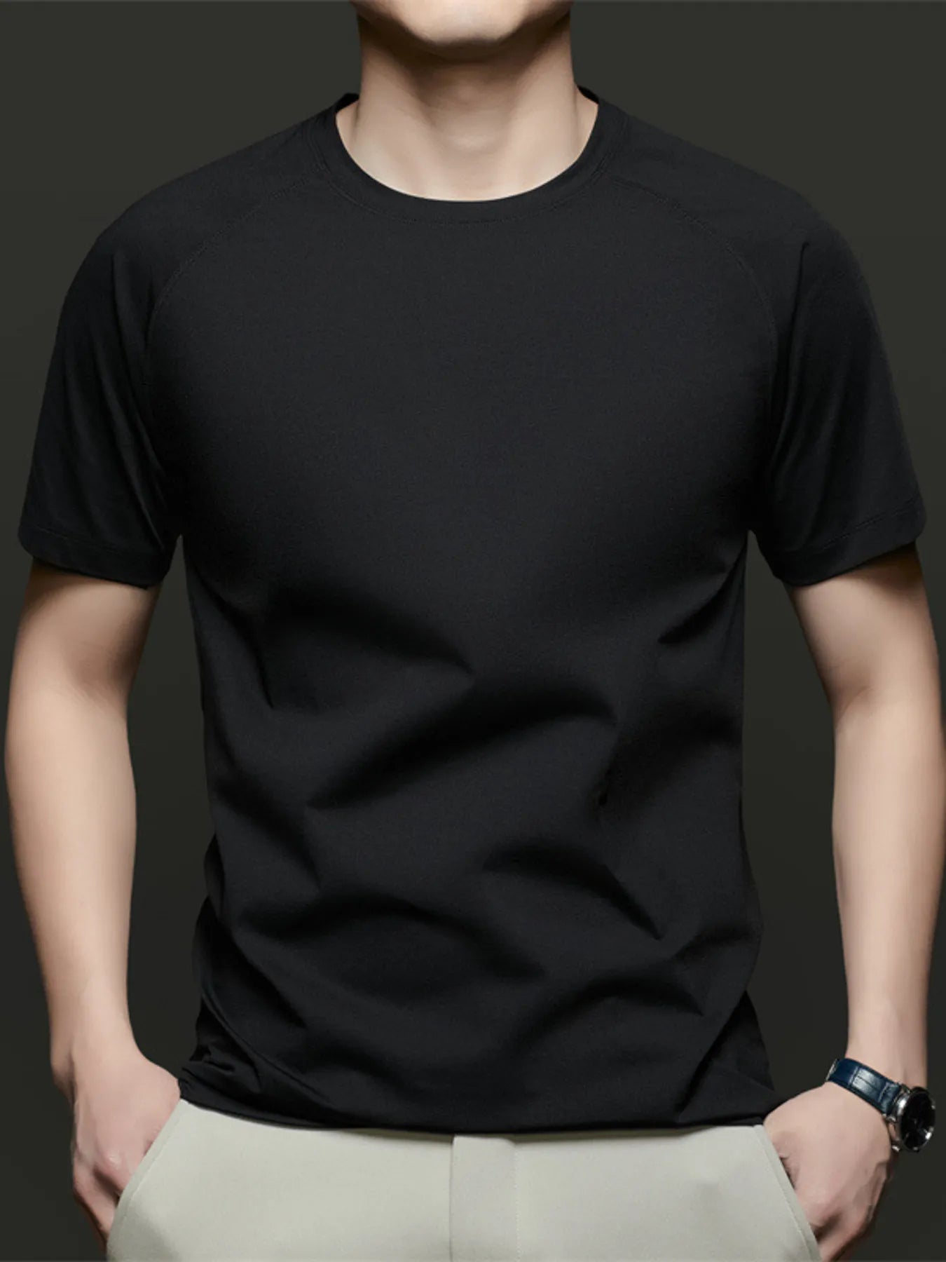 Men's Plus Size Round Neck Short Sleeve T-Shirt.