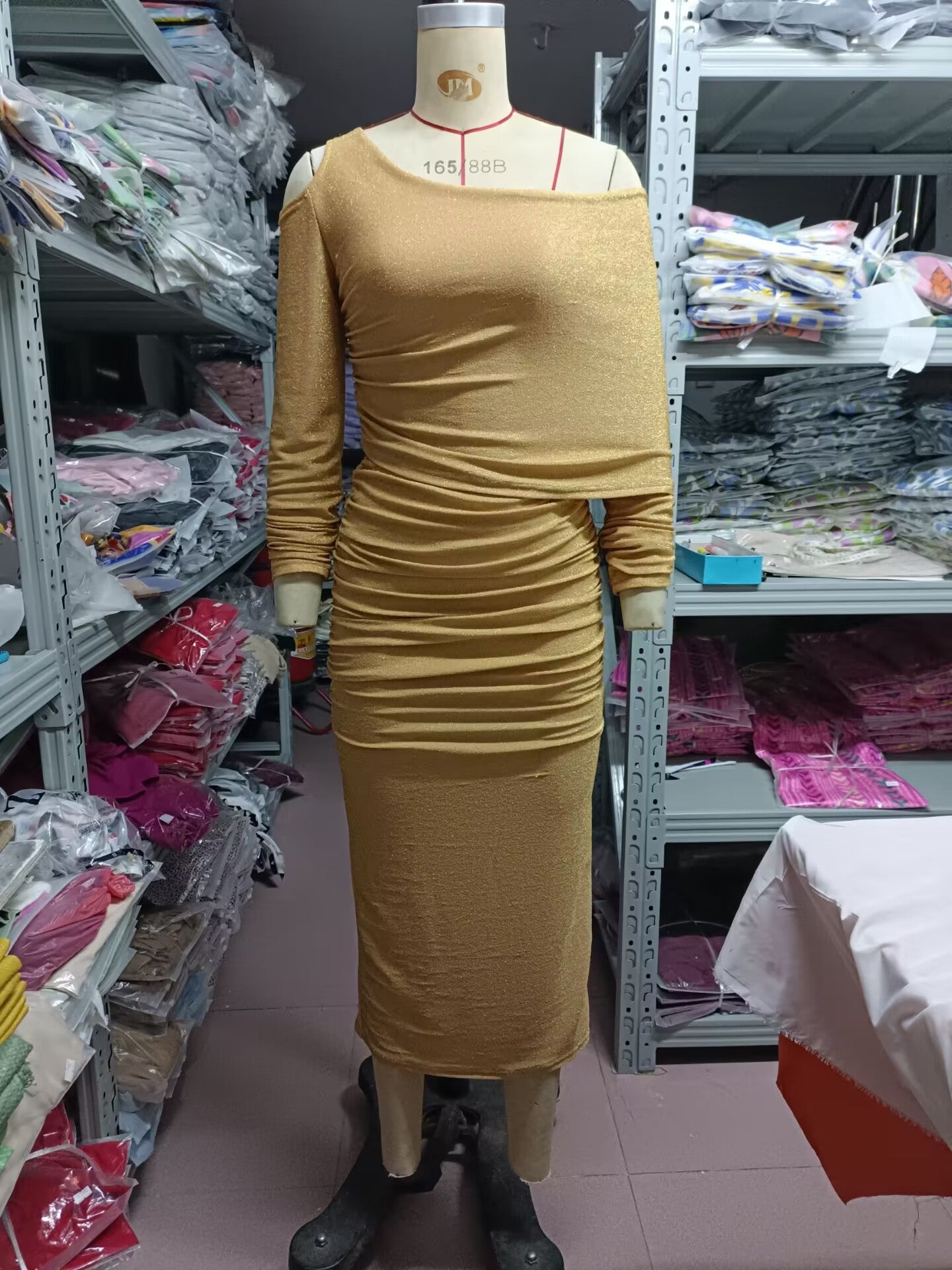 One-shoulder Split Dress with Off-Shoulder Design for Evening Wear and Party Occasions