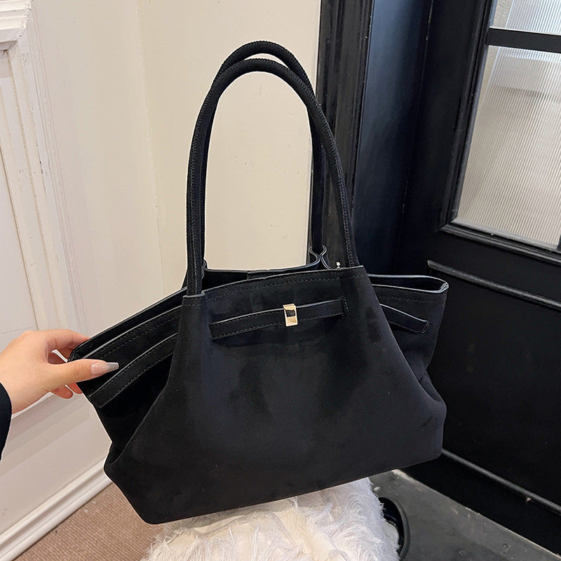 Suede tote bag for women in autumn and winter, high-end and niche design, large capacity commuting retro handbag eprolo