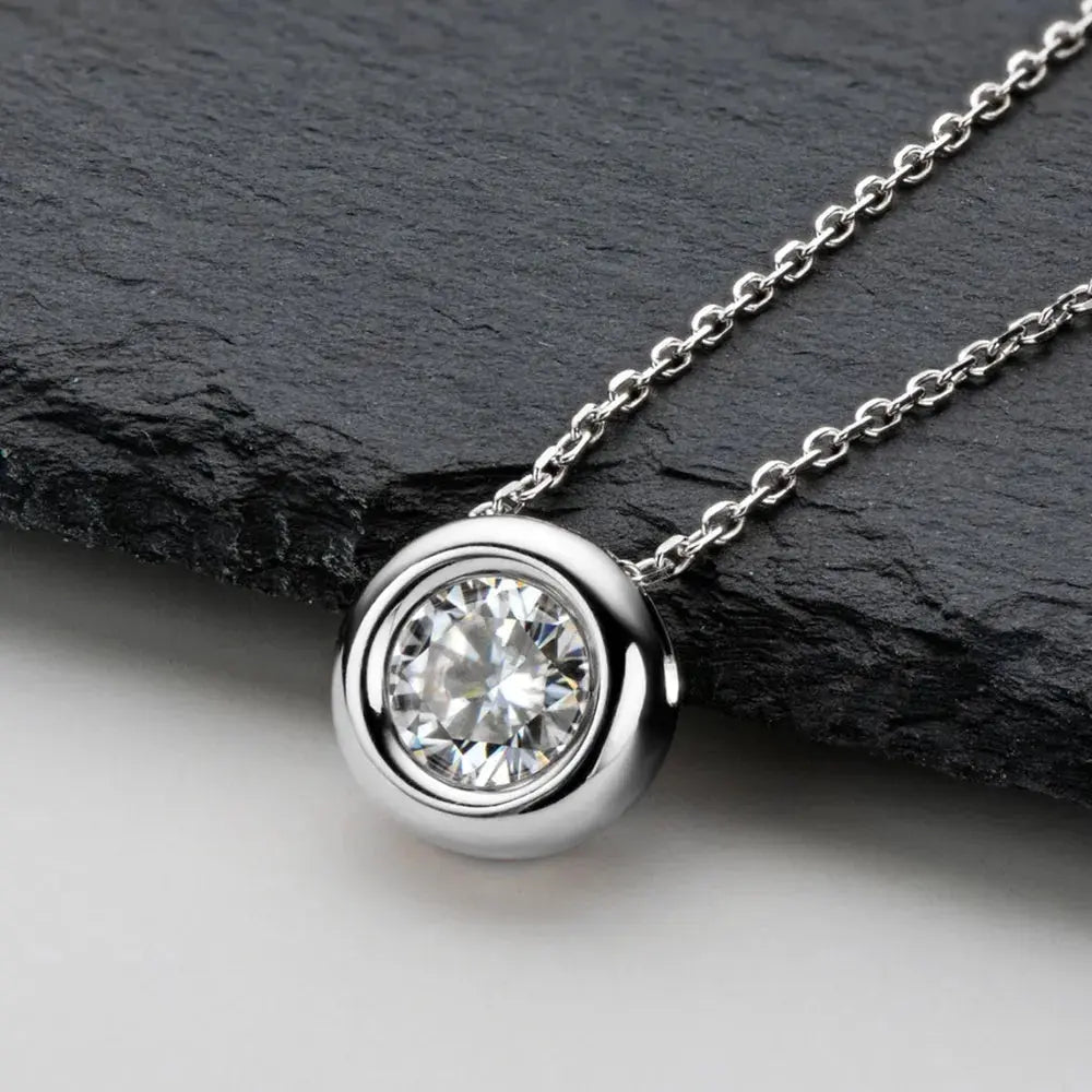 1 Carat Moissanite 925 Sterling Silver Necklace.