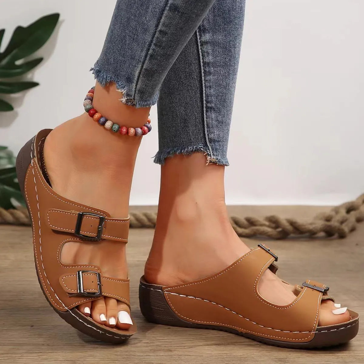 Open Toe Platform Sandals.
