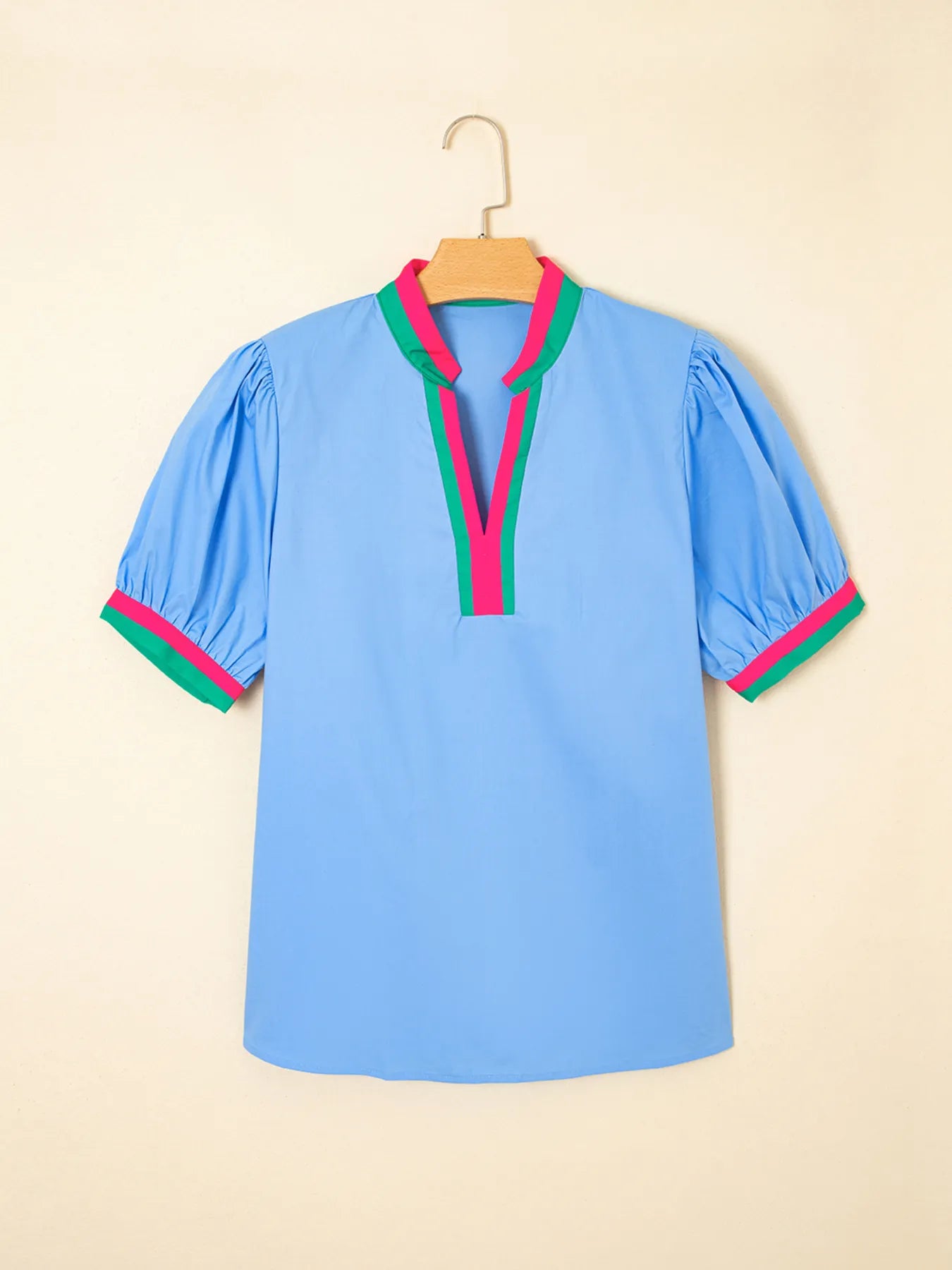 Contrast Trim Notched Short Sleeve Blouse.