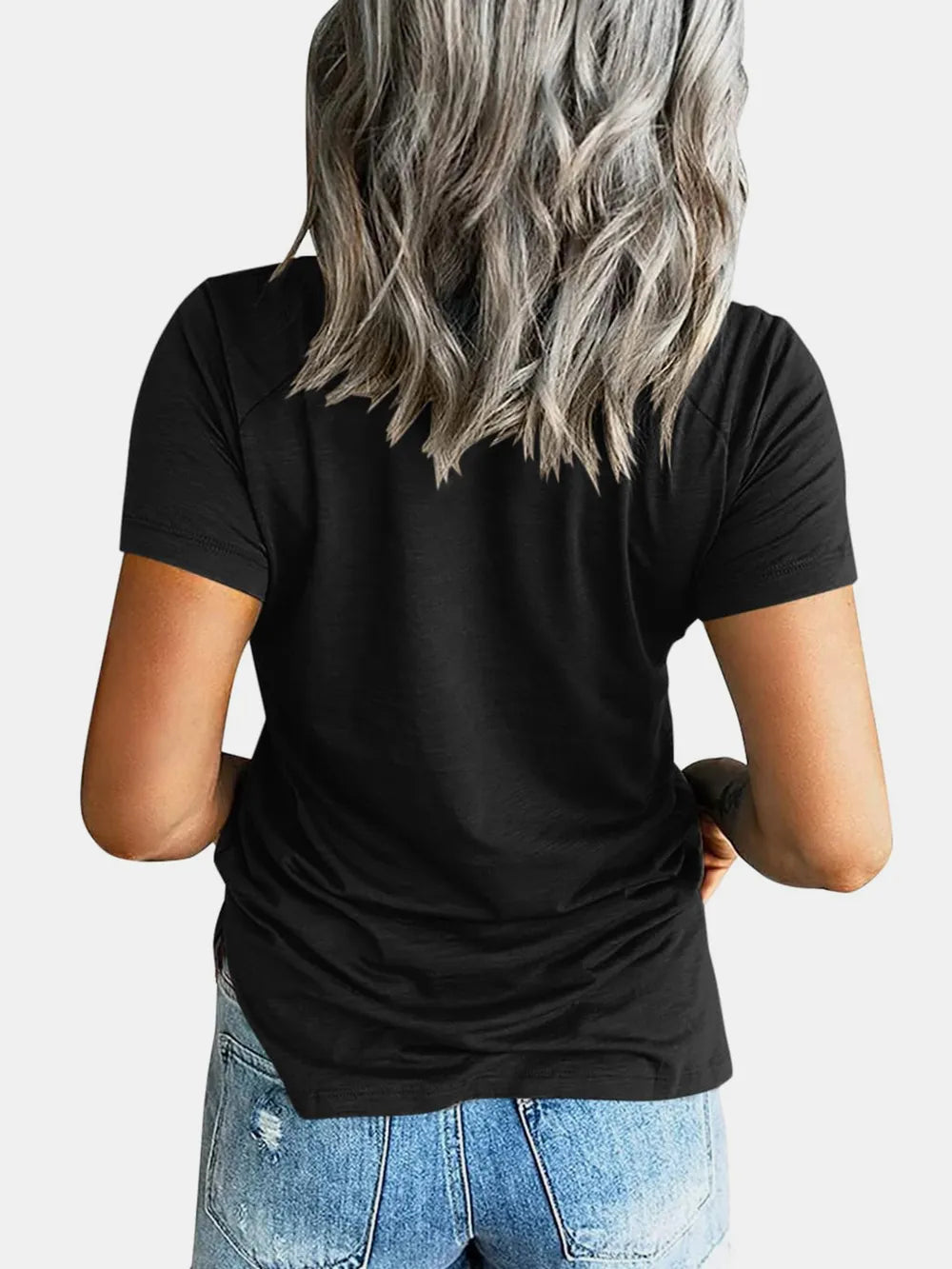 Pocketed V-Neck Short Sleeve T-Shirt.