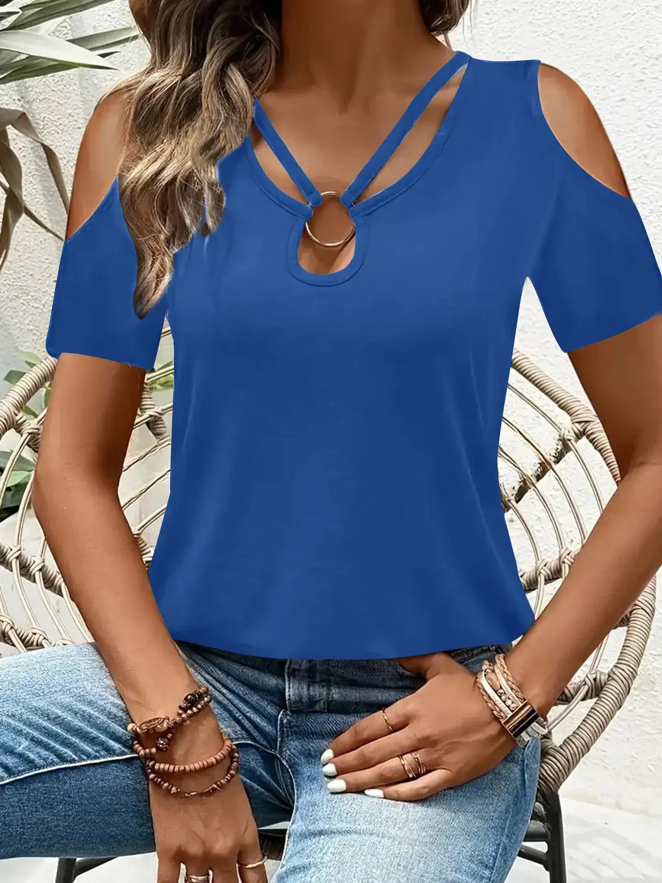 Cold Shoulder T-Shirt with Metal Ring Detail.